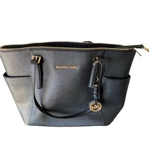 Black leather Michael Kors Bag